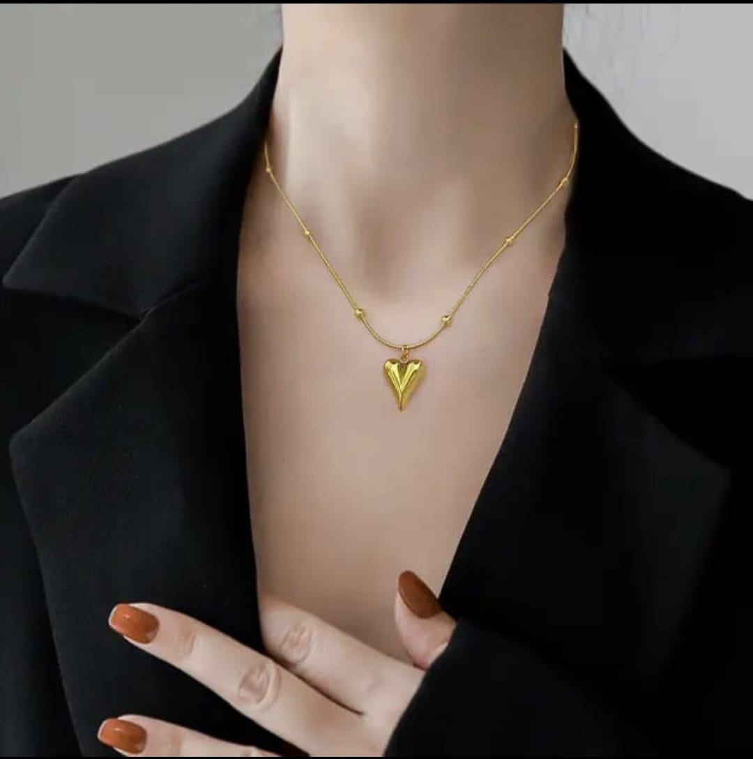 Anti Tarnish Heart Shape Pendent with Ball Chain