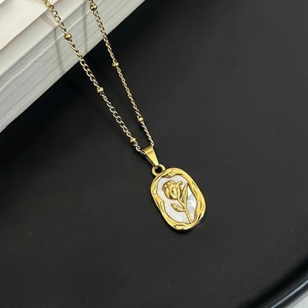 Anti Tarnish Tulip Necklace