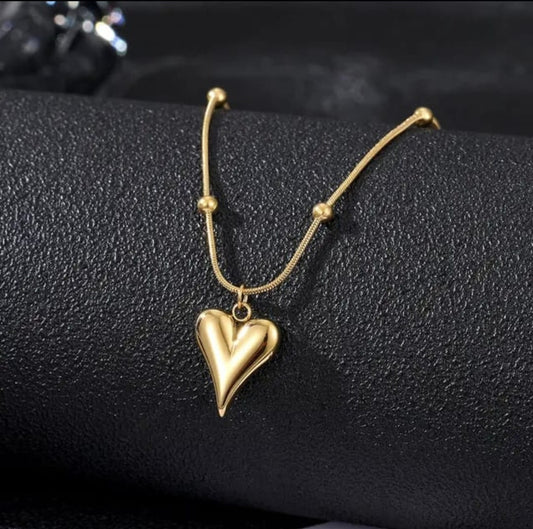 Anti Tarnish Heart Shape Pendent with Ball Chain